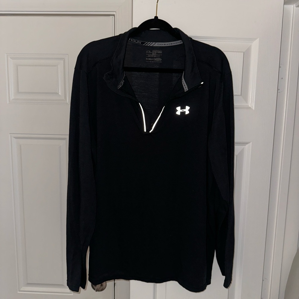 Under Armour Men’s Black Pullover V Neck Sweater size Large